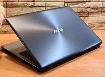 ASUS VIVO BOOK FL8000U